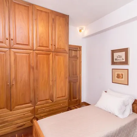 Gladiolus House - Tinos Holiday home Tzados