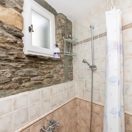 Holiday home Gladiolus House - Tinos