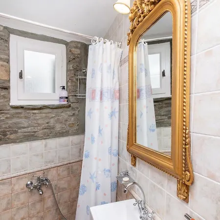 Gladiolus House - Tinos Σπίτι διακοπών *